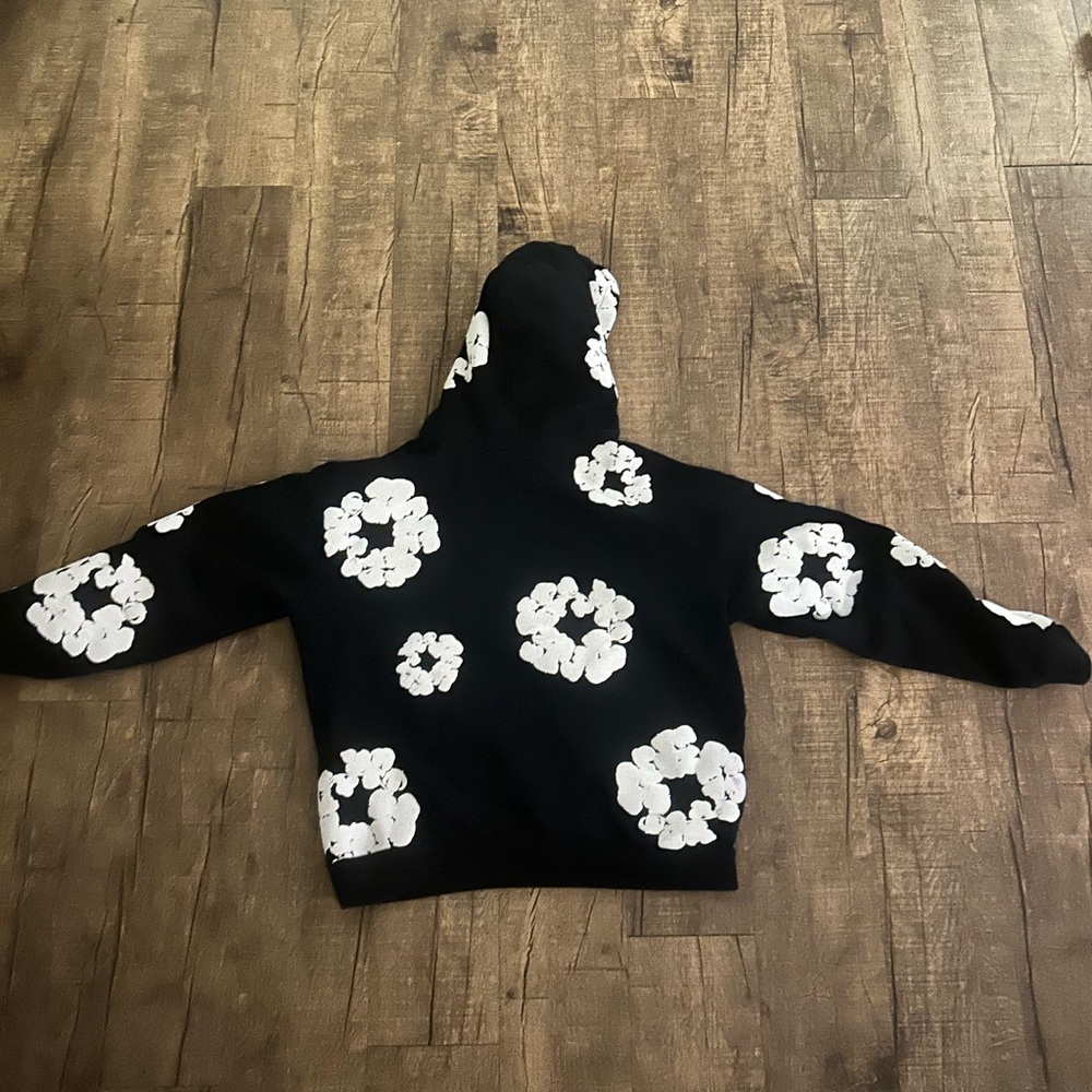 Black and White Floral Men's Sweater